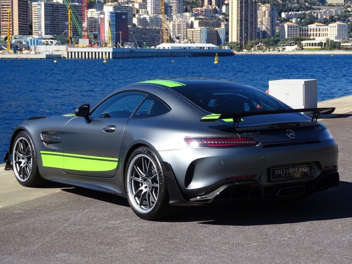 Mercedes AMG GT R PRO V8 585 CV EDITION LIMITEE 1 OF 750 - MONACO Gris Selenite Magno (Gris Mat) - 4