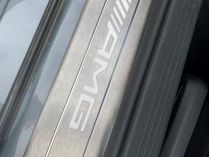 Mercedes AMG GTS Gris Metal - 37