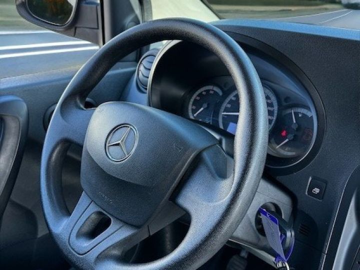 Mercedes Citan FOURGON 109 CDI COMPACT PRO 90CH Gris - 8