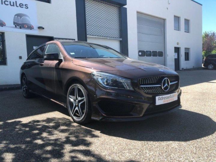 Mercedes CLA CLASSE 250 SHOOTING BRAKE FASCINATION 7G-DCT     Essence MARRON METALLIC - 1