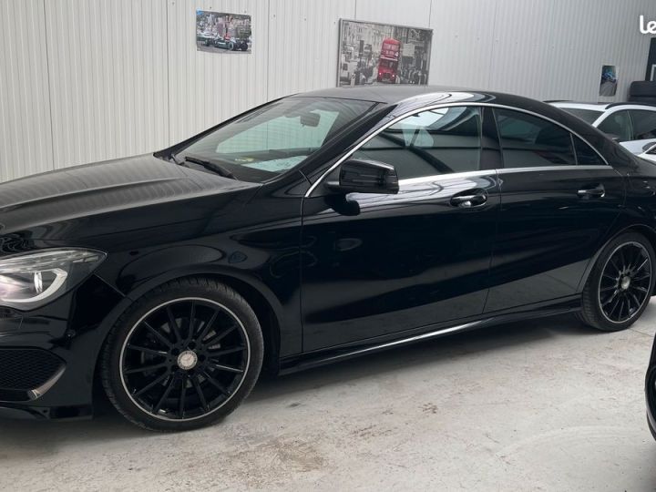 Mercedes CLA Classe Mercedes 180 amg line automatique 7-G dtc Noir - 4