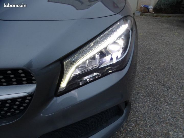 Mercedes CLA Classe Mercedes 180 FASCINATION 7G-DCT Gris - 3