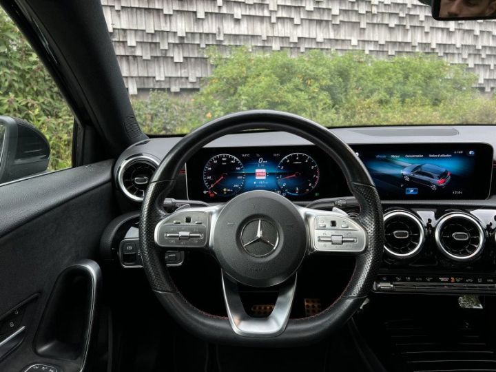 Mercedes Classe A 200 163CH AMG LINE 7G-DCT / TOIT OUVRANT / CARPLAY / GARANTI 12 MOIS PRENIUM Noir - 10