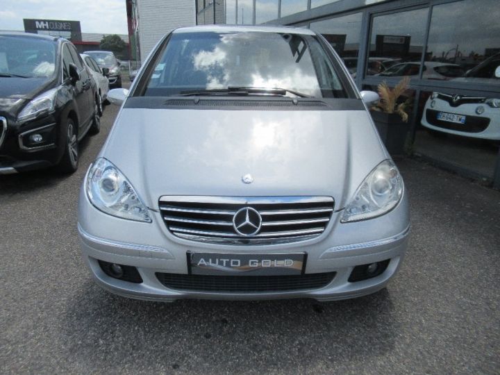 Mercedes Classe A 200 CDI Avantgarde en L etat Grise - 2