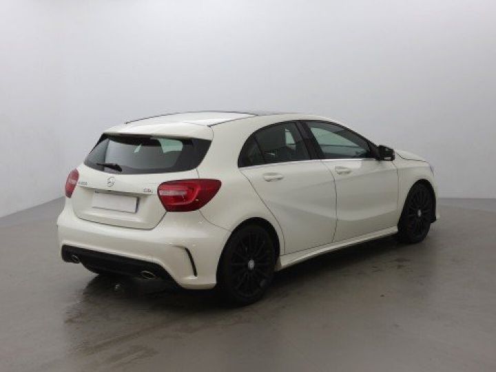 Mercedes Classe A 200 CDI BLUEEFFICIENCY 7-G DC 4-MATIC FASCINATION     Diesel BLANC - 10