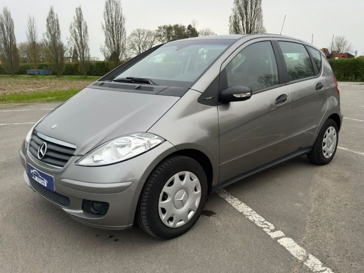 Mercedes Classe A 200 CDI Classic Gris - 3