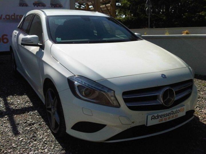 Mercedes Classe A 200 CDI SENSATION 7 G-DCT     Diesel BLANC - 1