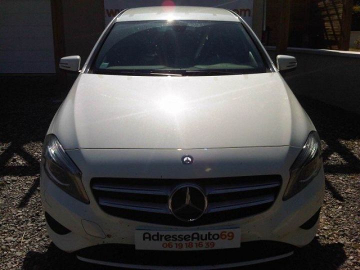 Mercedes Classe A 200 CDI SENSATION 7 G-DCT     Diesel BLANC - 2