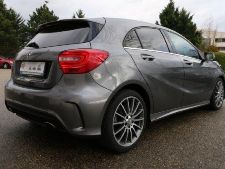 Mercedes Classe A 250 4-MATIC 211CV PACK AMG 7G-DCT     Essence GRIS FONCE METAL - 25