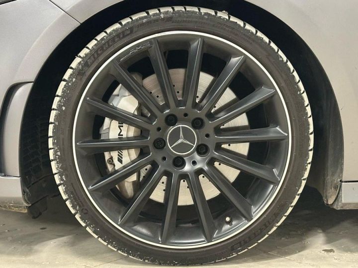 Mercedes Classe A 35 AMG 2.0 4MATIC 7G-DCT 306 CV - Pack Performance - Moteur Neuf Gris Anthracite Métallisé - 7