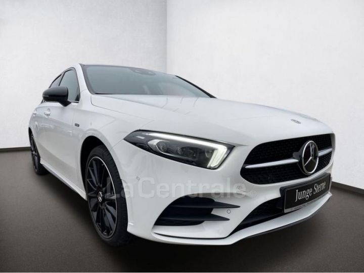 Mercedes Classe A 4 IV 250 E 8CV AMG LINE 8G-DCT blanc metal - 2