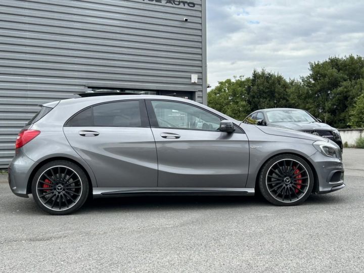 Mercedes Classe A 45 Speedshift AMG 4-Matic GRIS FONCE - 4