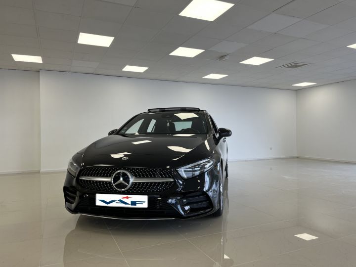 Mercedes Classe A A250 AMG Line 4-MATIC 224ch BVA 7G-DCT Noir Cosmos Vendu - 2