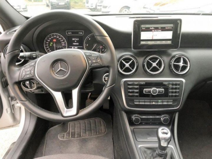 Mercedes Classe A III 180 CDI BUSINESS      Diesel GRIS CLAIR - 9