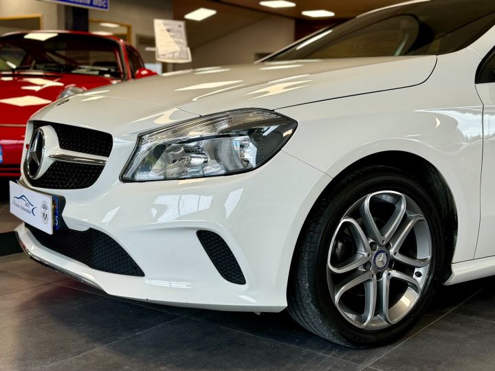 Mercedes Classe A III (2) 180 D INSPIRATION Blanc Verni - 6