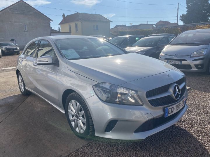 Mercedes Classe A III (W176) 160 d Intuition 7G-DCT GRIS - 2