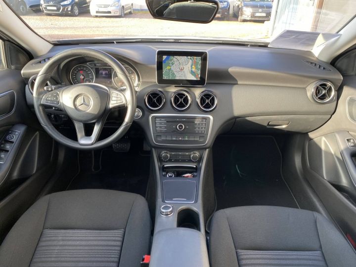 Mercedes Classe A III (W176) 160 d Intuition 7G-DCT GRIS - 5