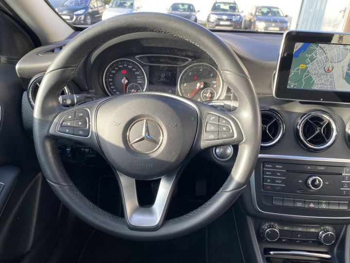 Mercedes Classe A III (W176) 160 d Intuition 7G-DCT GRIS - 13