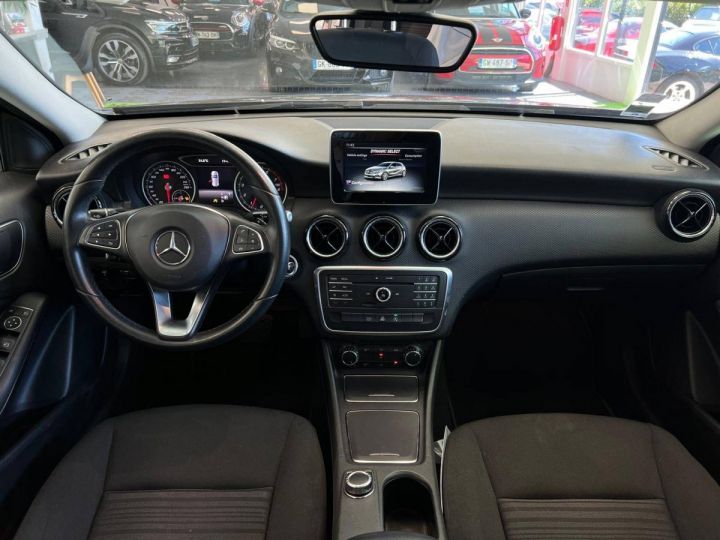 Mercedes Classe A III (W176) 160 Inspiration 7G-DCT NOIR - 20