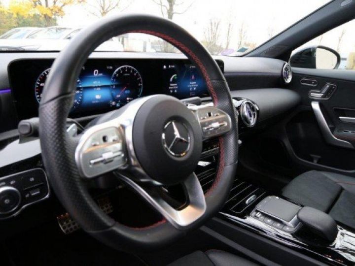 Mercedes Classe A IV 250 E 8CV AMG LINE 8G-DCT     HYBRID NOIR COSMOS - 14