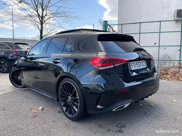 Mercedes Classe A Mercedes 180 D 116ch AMG Line 7G-DCT Toit Pano Burmester Multibeam Mbux Premium Plus Sport Black Noir - 3