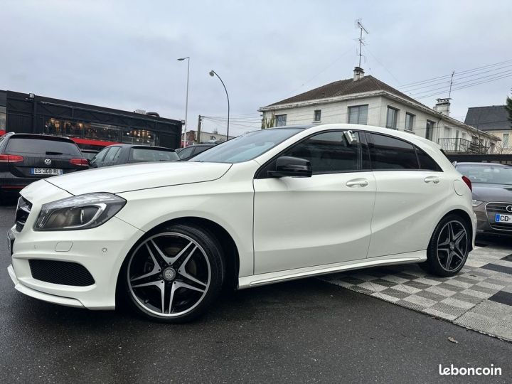 Mercedes Classe A Mercedes 200 D FASCINATION Blanc - 8