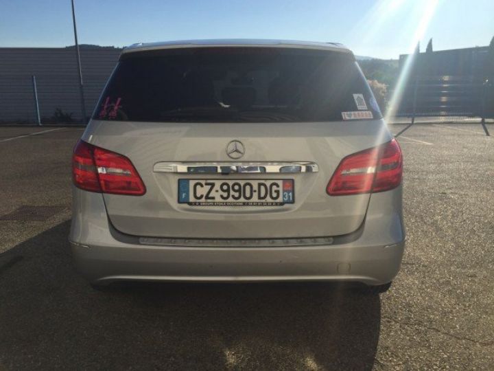 Mercedes Classe B 180 CDI DESIGN BUSINESS BVM6     Diesel GRIS METAL - 14