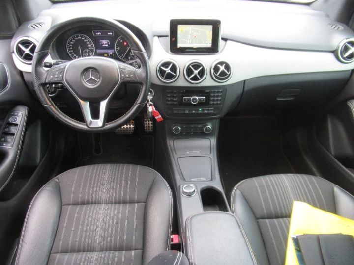 Mercedes Classe B 200 CDI BlueEFFICIENCY Design 7-G DCT A Noir - 9