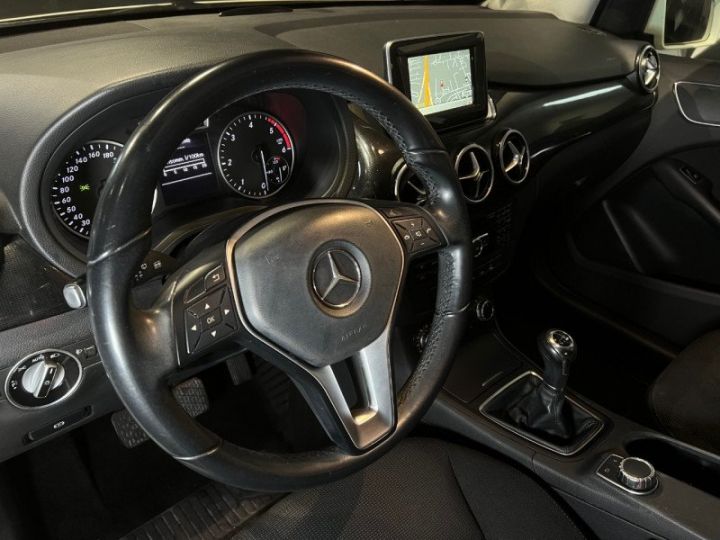 Mercedes Classe B 200 CDI DESIGN Blanc - 9