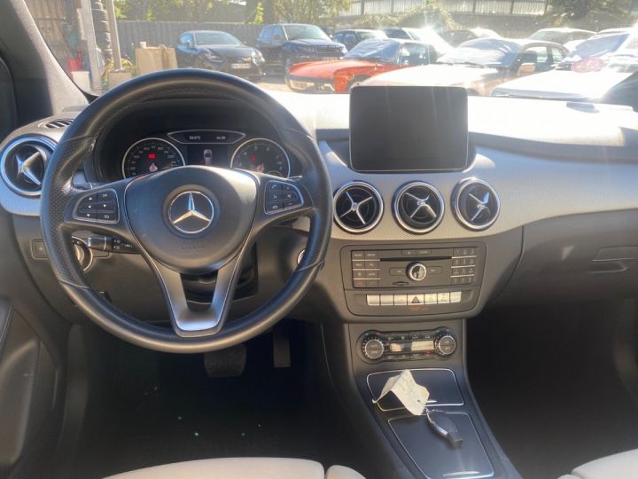 Mercedes Classe B BUSINESS 200 Business Edition Gris - 14