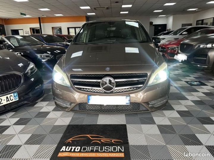 Mercedes Classe B Mercedes 200 CDI d (246.208) Marron - 2