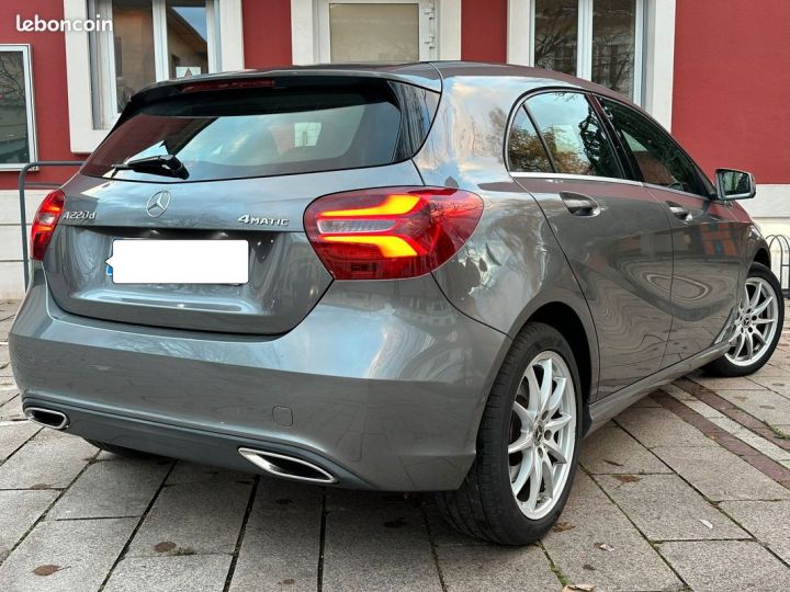 Mercedes Classe B MERCEDES A 220 4 MATIC première main Gris - 4