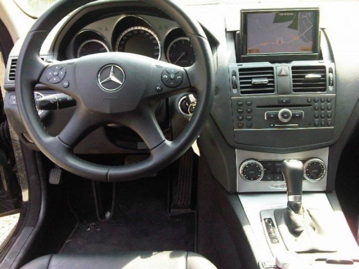 Mercedes Classe C 220 CDI AVANTGARDE BLUEEFFICIENCY 7 G-TRONIC      Diesel NOIRE - 9