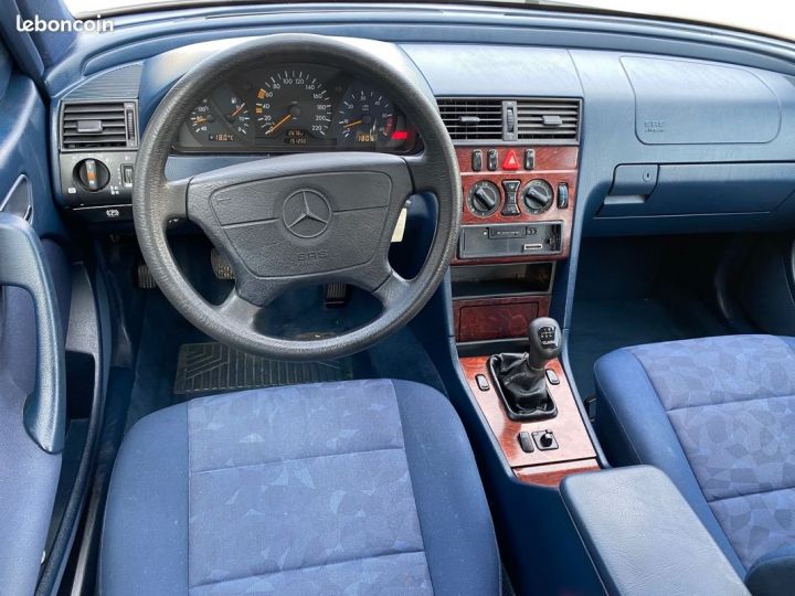 Mercedes Classe C 220 D Classic Blanc - 3
