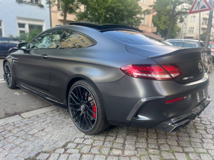 Mercedes Classe C 63 S Coupé AMG Brabus Carbon Bodykit & Sound Noir Mat - 3