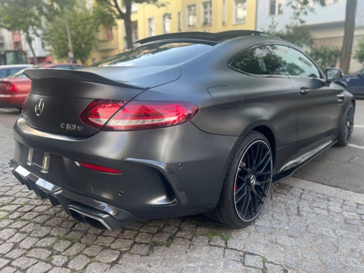 Mercedes Classe C 63 S Coupé AMG Brabus Carbon Bodykit & Sound Noir Mat - 5