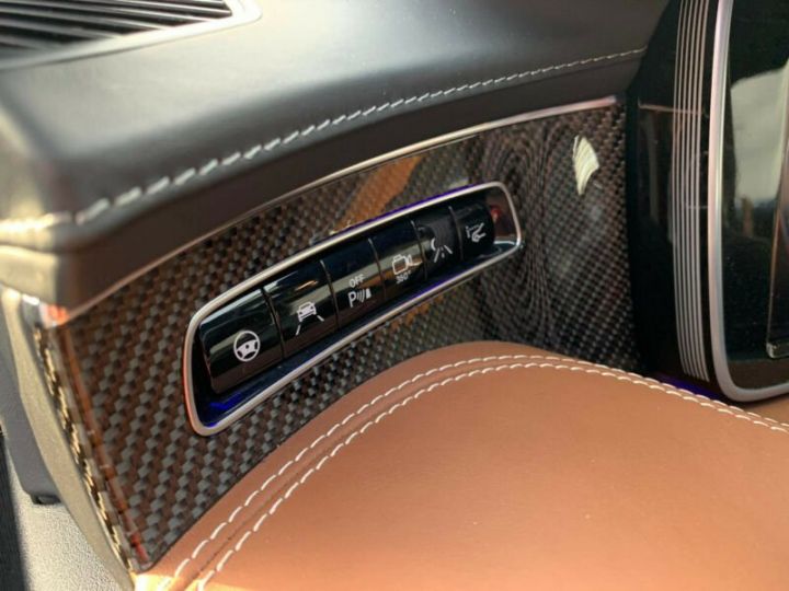 Mercedes Classe C Coupe S 63 AMG 4Matic Burmester 3D/ Magic Sky / Bluetooth / GPS / Toit Panoramique / Garantie 12 mois Noir métallisée  - 16