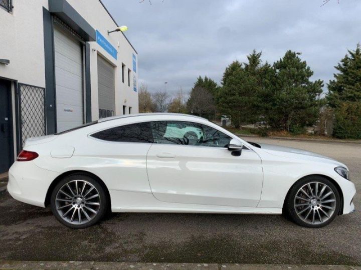 Mercedes Classe C Coupe Sport 220 D SPORTLINE 9G-TRONIC      Diesel BLANC NACRE - 18