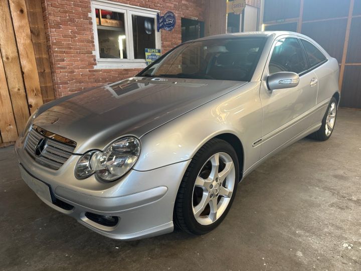 Mercedes Classe C Coupe Sport Coupé 220 CDI  Gris Clair - 5