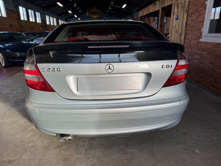 Mercedes Classe C Coupe Sport Coupé 220 CDI  Gris Clair - 8