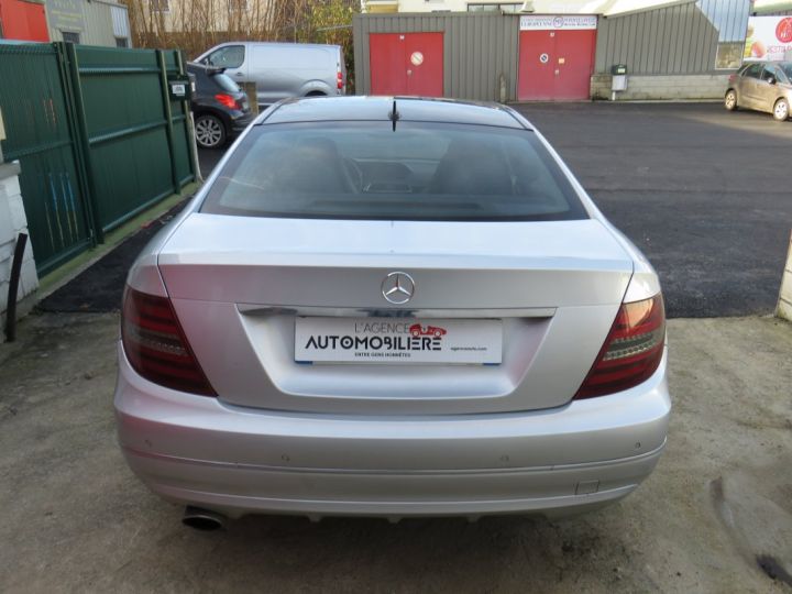 Mercedes Classe C III COUPE 250 BLUEEFFICIENCY Gris - 4