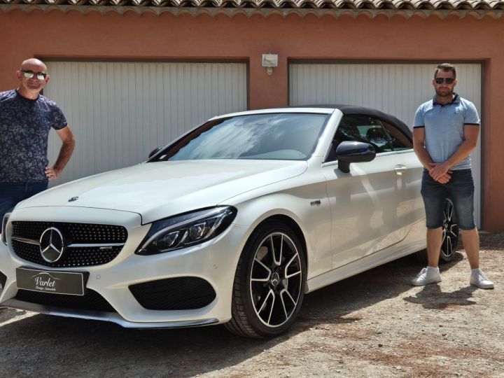 Mercedes Classe C MAGNIFIQUE MERCEDES C43 AMG CABRIOLET W205 4MATIC 3.0 V6 BI-TURBO 367ch 9G TRONIC + DE 25ke D'OPTIONS BLANC DESIGNO ILS CARBONE ECHAP. SPORT CAMERA BU Blanc Diamant Designo - 1