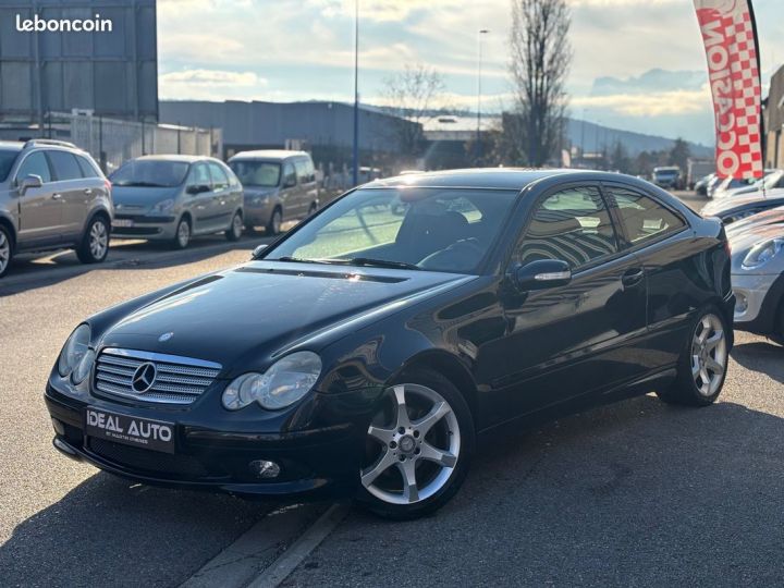 Mercedes Classe CLC Mercedes C Coupé Sport 200 CDI Edition Noir - 1