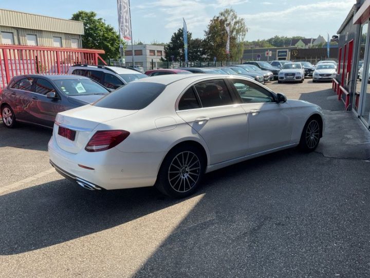 Mercedes Classe E 220 D 194CH EXECUTIVE 9G-TRONIC Blanc - 6