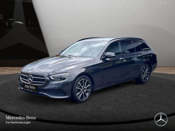 Mercedes Classe E 220 D 4M T 194Ch Avantgarde +SD + AHK + RFK + Garantie Gris Métallisé - 1