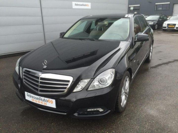 Mercedes Classe E 350 CDI AVANTGARDE BLUEEFFECIENCY 7G-TRONIC      Diesel NOIR - 3