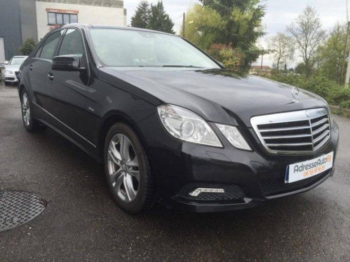 Mercedes Classe E 350 CDI AVANTGARDE BLUEEFFECIENCY 7G-TRONIC      Diesel NOIR - 25