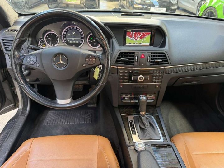 Mercedes Classe E 350 Coupé CDI BlueEfficiency Executive A Gris - 24