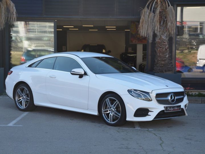 Mercedes Classe E Coupe 400d AMG Line LOA 669 EUROS PAR MOIS 400 d ORIGINE FRANCE CO2 PAYE Blanc - 1