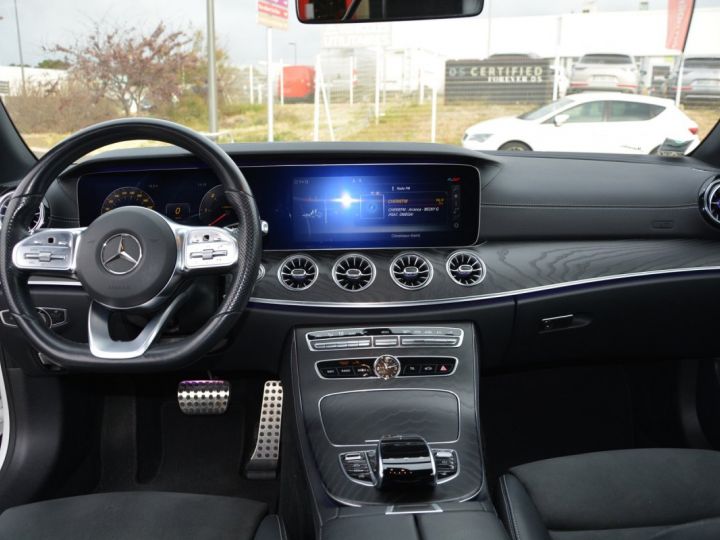 Mercedes Classe E Coupe 400d AMG Line LOA 669 EUROS PAR MOIS 400 d ORIGINE FRANCE CO2 PAYE Blanc - 25